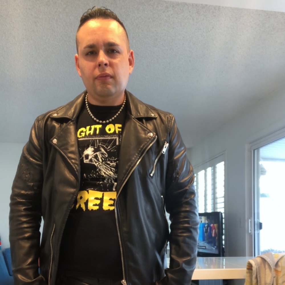 Meet your Posher, Posh